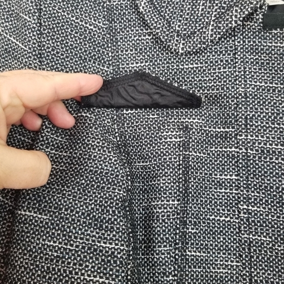Halogen Blazer - Picture 6 of 10